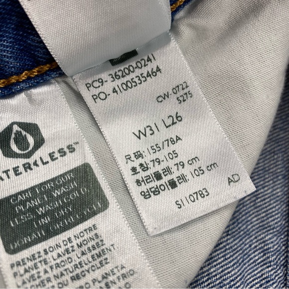 Levi's 501 High Rise Distressed Blue Jean Cutoff Denim Shorts Waist 31 Raw Hem - Picture 7 of 12